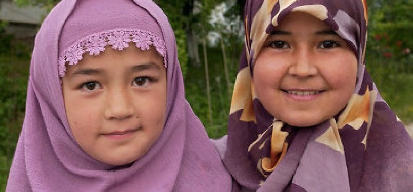Kirgistan Bangun Masjid Khusus Perempuan