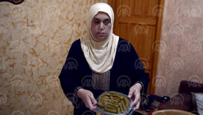 Perjuangan Ratiba Ahel Menghidupi Keluarganya di Gaza
