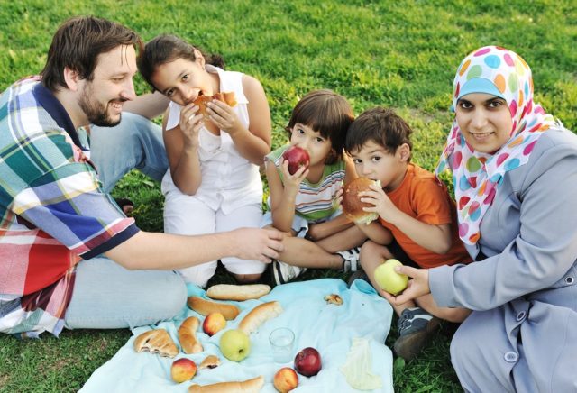 Inilah 10 Nasihat untuk Orang Tua Dalam Menyikapi Anak-Anaknya