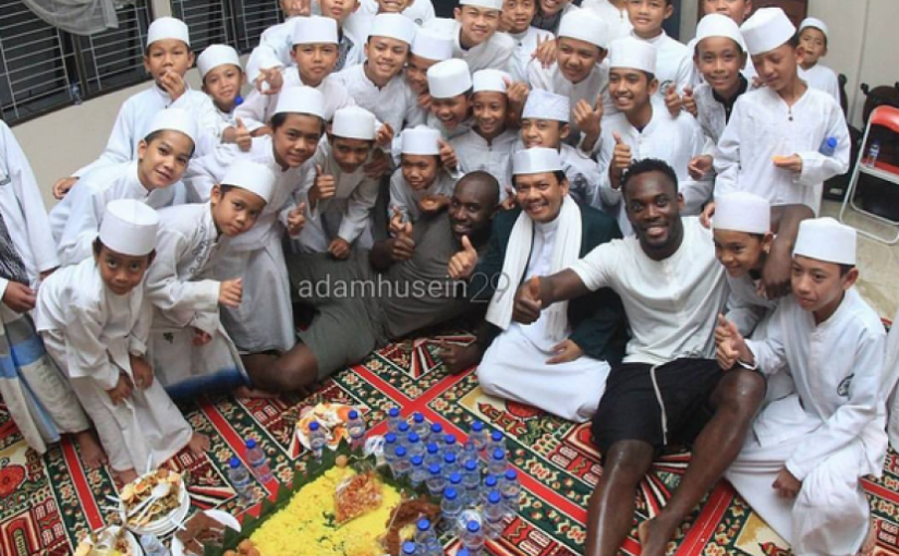 Begini Cara Essien Berikan Ucapan Selamat Idul Fitri