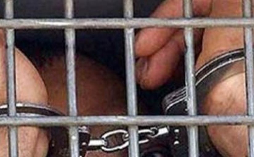 Empat Warga Tunisia Dipenjara Akibat Makan saat Bulan Puasa