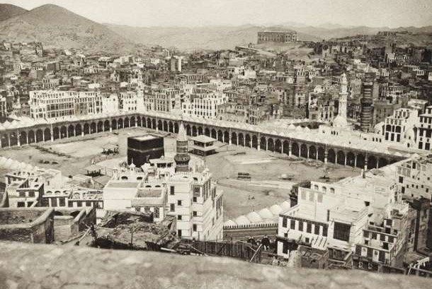 Fotografer Misterius yang Pertama Abadikan Makkah