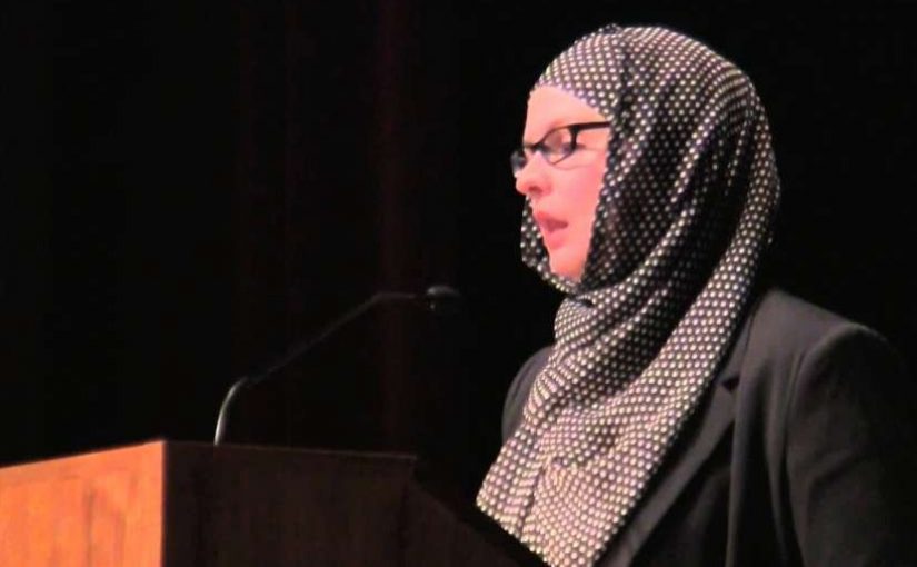 Perjuangan Theresa Corbin Memeluk Islam