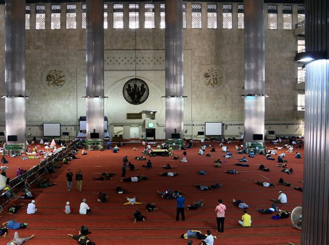 6 Rekomendasi Masjid Iktikaf yang Nyaman Bareng Keluarga