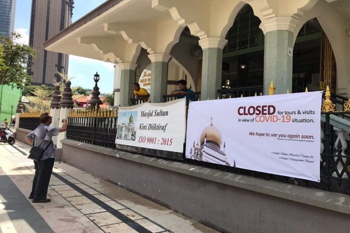 Ketika Lockdown, Pasar dan Mall Masih Buka Kok Masjid Ditutup?