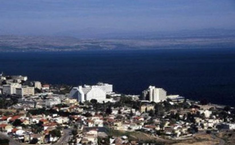 Danau dan Kota Tiberias.