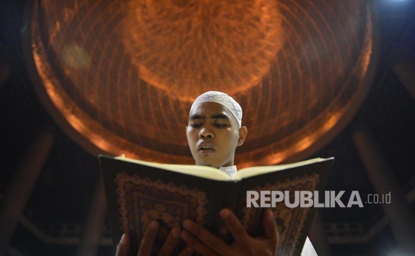 5 Manfaat Baca Alquran Bagi Muslim, Ada yang Tunai di Dunia