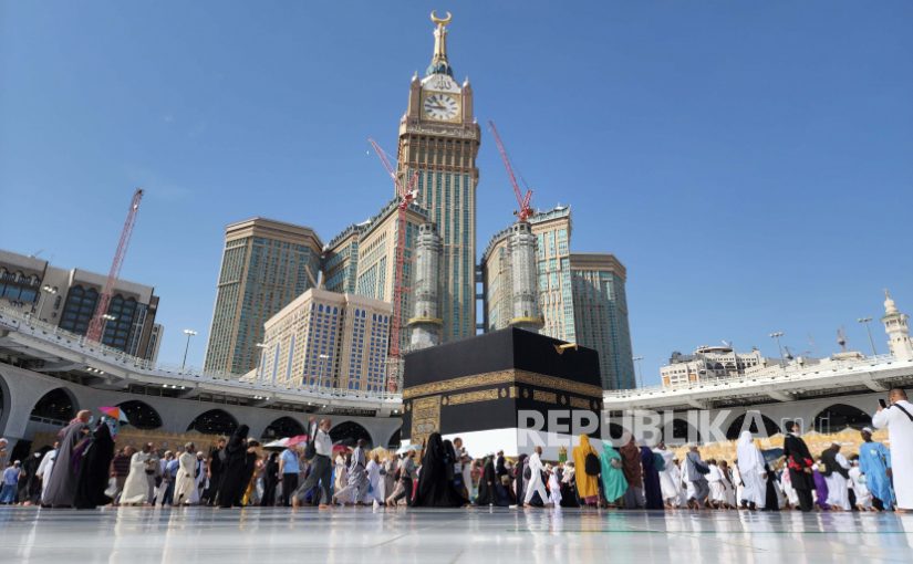 Jumlah Jamaah Umroh 2022 Berkali-kali Lipat Dibandingkan Jamaah Haji Setiap Tahunnya