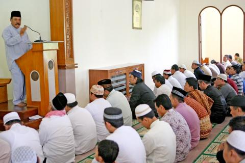 Khutbah Jumat; Larangan Melakukan Kekerasan dalam Islam