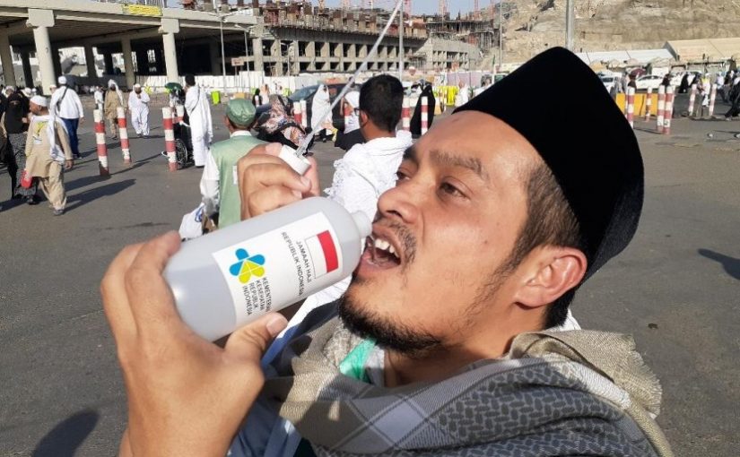 Cara Minum Air bagi Jamaah Haji agar tak Dehidrasi