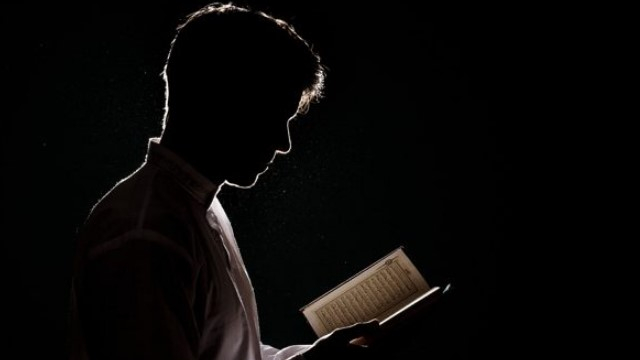 Bacaan Al-Quran Menurunkan Depresi dan Kecemasan