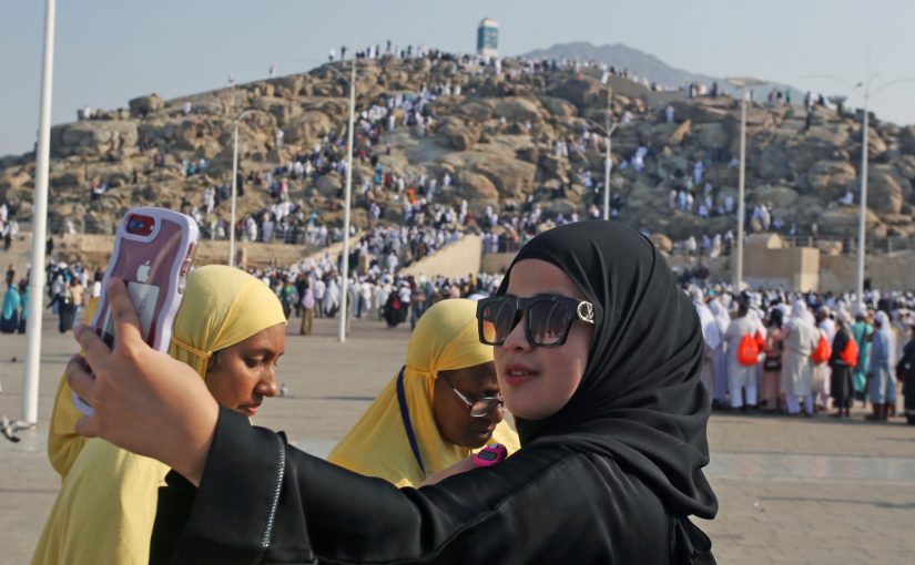 Berangkat Umrah Ala Backpacker