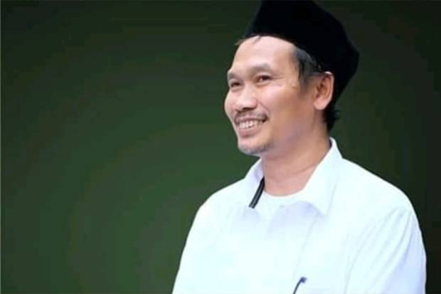 Analogi Gus Baha Tentang Kebolehan Maulid