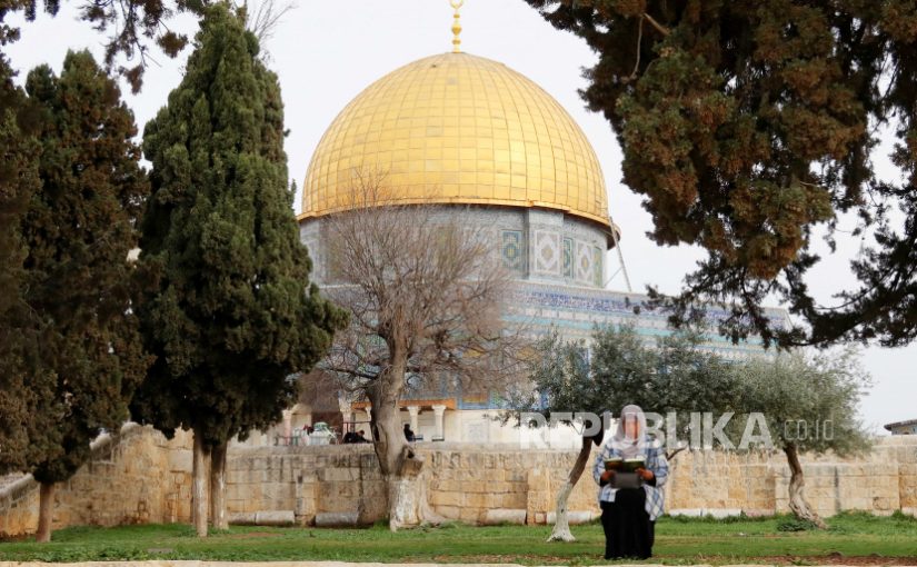 Tafsir Surat Al Isra Ayat 1 : Masjidil Aqsa Tanah dan Tanah yang Diberkahi