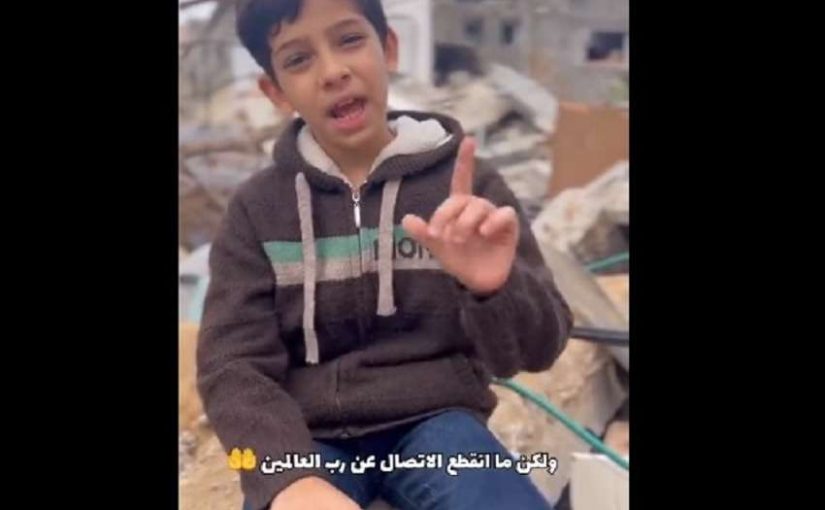 Pesan Anak Gaza yang Telah Dikucilkan Dunia:  “Gaza Terputus dari Dunia, tapi Tetap Tersambung dengan Allah Swt”