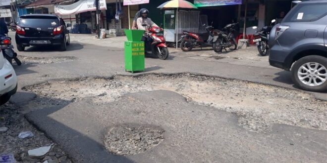 3 Keutamaan Menyingkirkan Gangguan di Jalan, Mulai dari Ampunan Hingga Masuk Surga